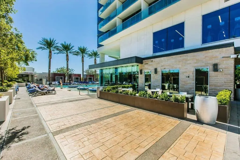 Beautiful Strip Views Studio 17304 Las Vegas